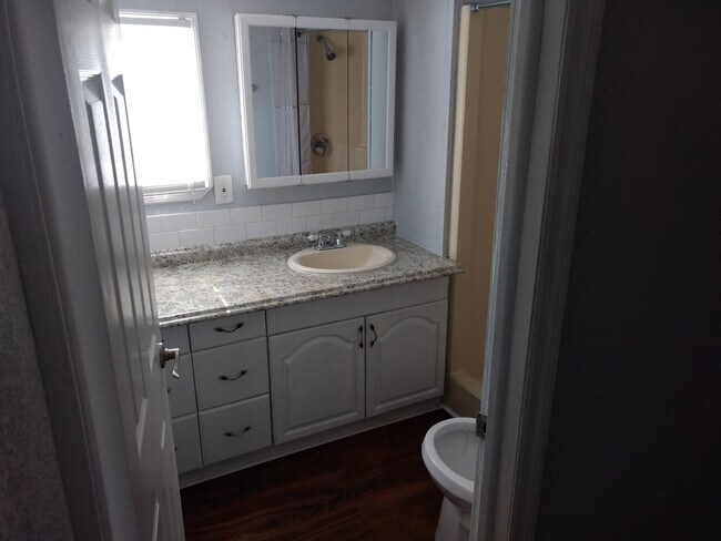 Foto del edificio - Charming Rental in High Point 55+ Golf Com...