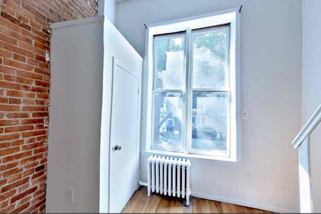 Foto del edificio - 140 W 82nd St