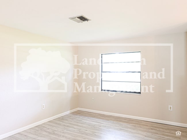 Foto del edificio - Beautifully Winter Haven Pool Home with Ideal Location