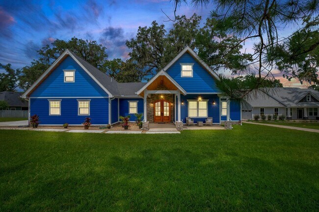 Foto del edificio - 3314 Mariana Oaks Dr