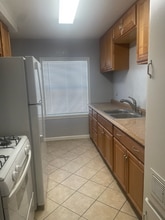 Building Photo - 7770 University Ave