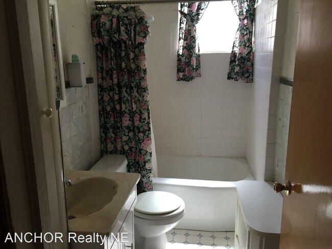 Foto del edificio - 4 br, 1.5 bath House - 7113 Tulip St.