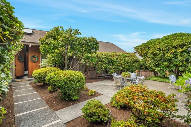 Foto del edificio - 4Bd/2.25Ba Bellevue House