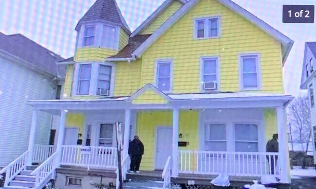 Building Photo - 405 N Webster Ave