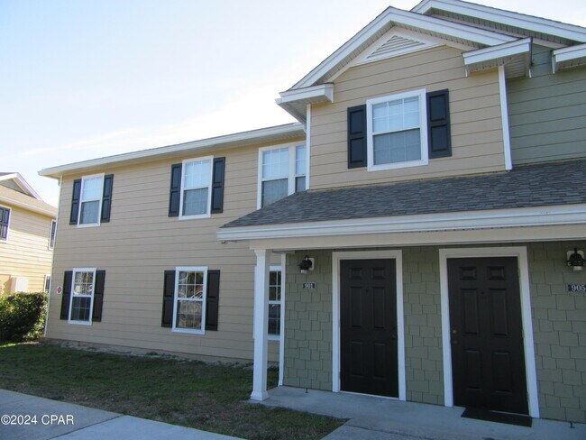 Foto del edificio - 901 Lighthouse Rd