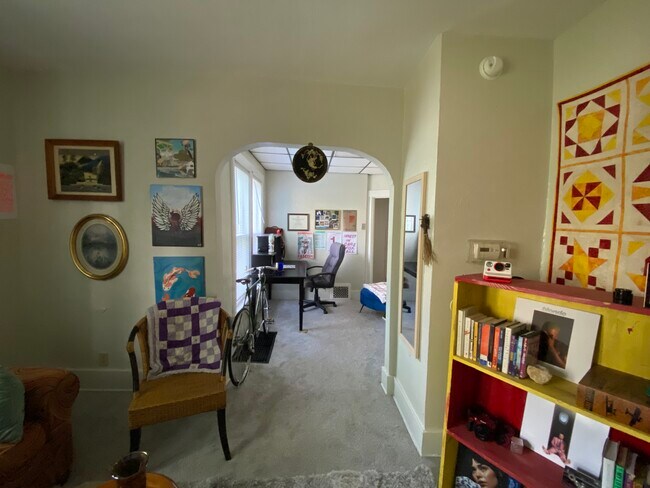 sala de estar - 509 Oak St