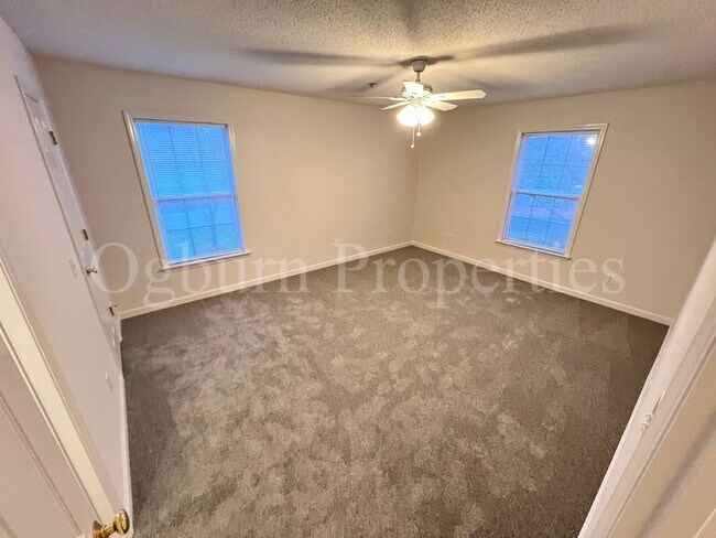 Building Photo - 231 Mill Pond Dr-2BR/2BA- Brooks Landing C...