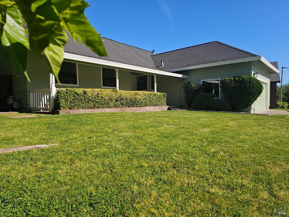 Building Photo - 1206 Rincon Meadows Ct
