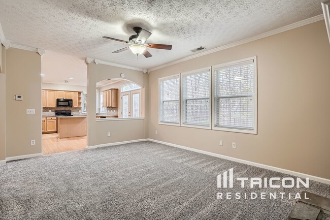 Building Photo - 342 Park Creek Ridge