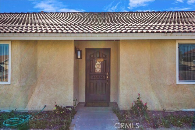 Foto del edificio - 26665 Lakeview Dr