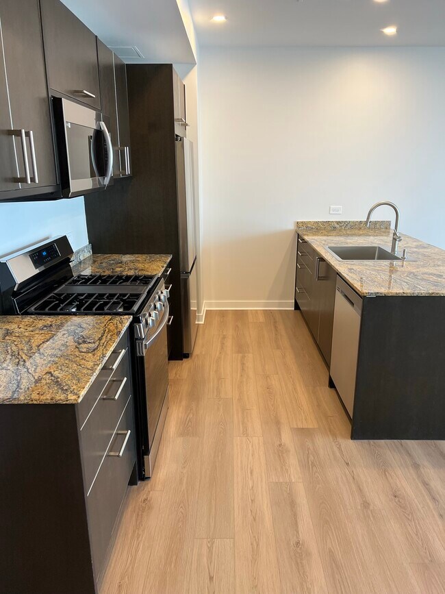 Foto del edificio - 510 W Erie St