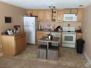 Building Photo - 5222 Treetops Dr