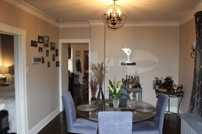 Foto del edificio - 3204 S Emerald Ave