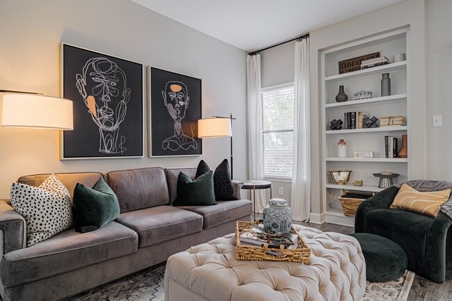 Foto del edificio - Save Big | 1 Month Free + $1,000 Off!