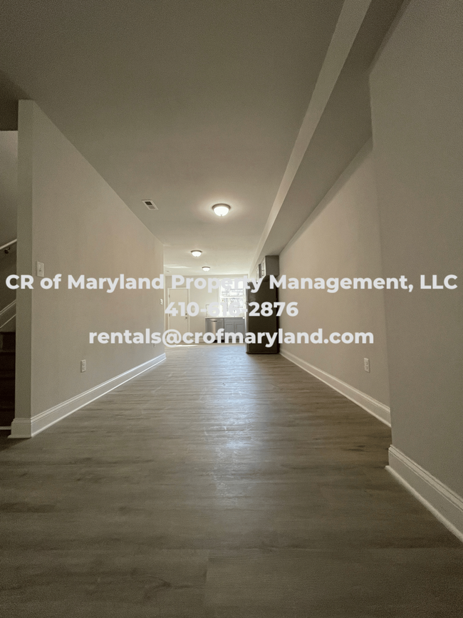 Building Photo - WAITLIST APPLICATIONS ONLY