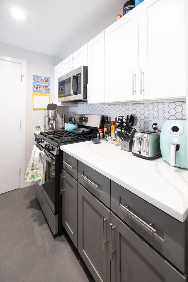 Building Photo - 1 bedroom in Boston MA 02118