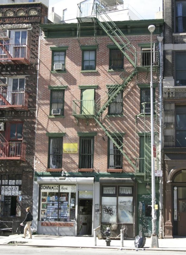 Building Photo - 342 Bowery