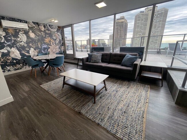 Foto del edificio - 2555 N Clark St