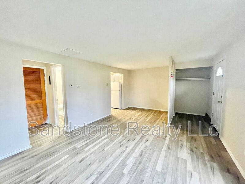 5520 Beavercrest Dr Unit 13, Lorain, OH 44053 Condo for Rent in