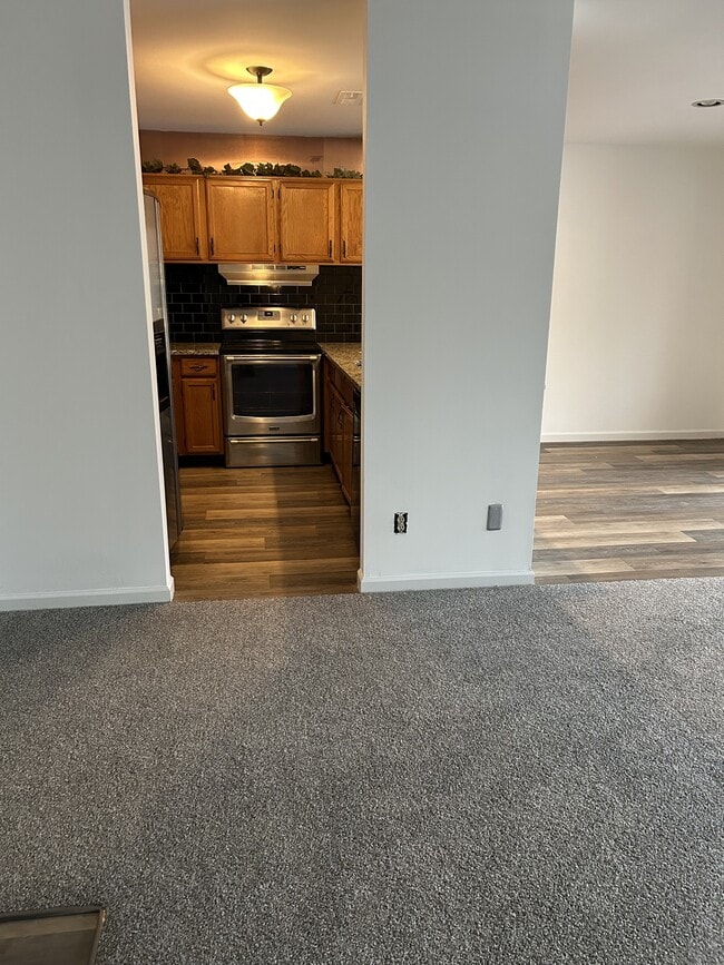 Building Photo - 48 Muirfield Dr