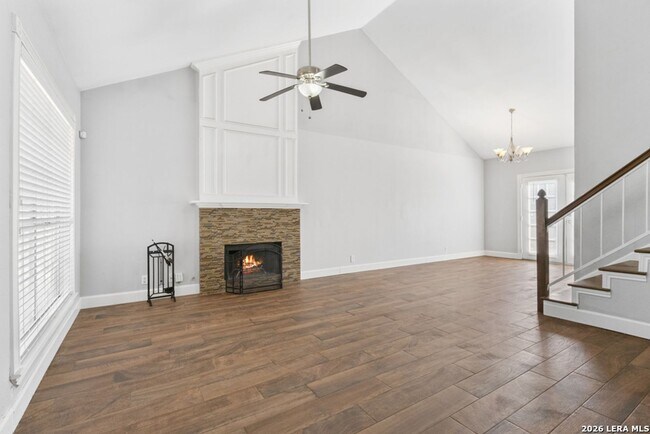 Foto del edificio - Charming Home Awaits: Spacious & Modern Living in a Prime Location