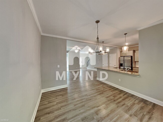 Foto del edificio - 3 br, 3 bath Townhome - 7730 Fawn Cir