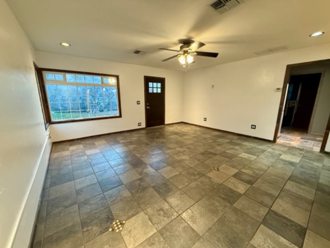 Building Photo - 5810 US 30