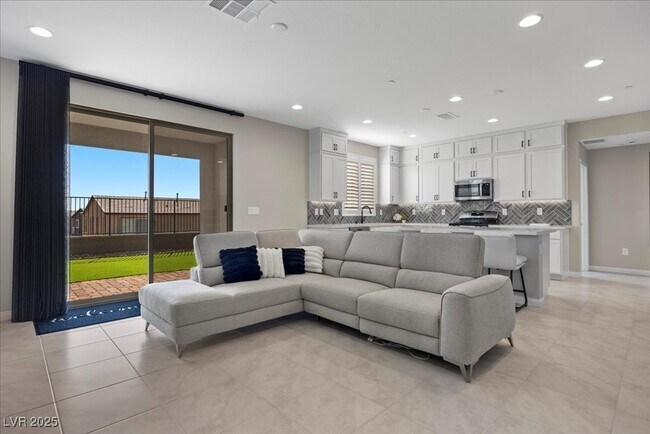 Foto del edificio - 9344 Lunar Phase St