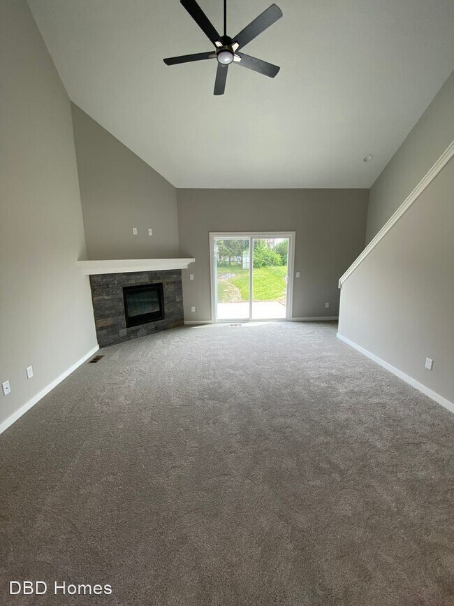 Foto del edificio - 3 br, 1.5 bath House - 5322 Copper Horse T...