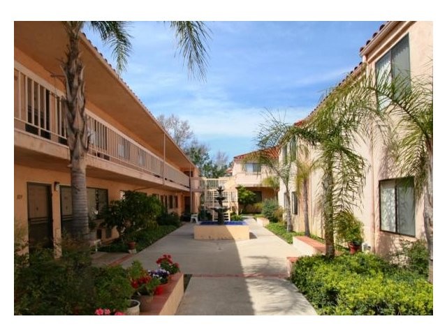 Senior Apartments La Mesa