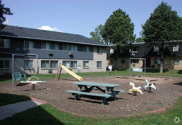 Primary Photo - Valley Green Apartment Homes