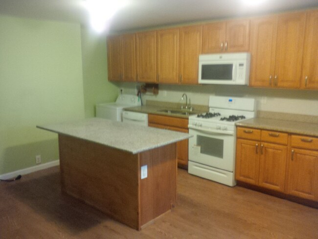 Foto principal - 53 Bates St