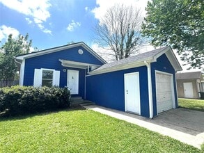 Building Photo - 11730 Greenglen Dr