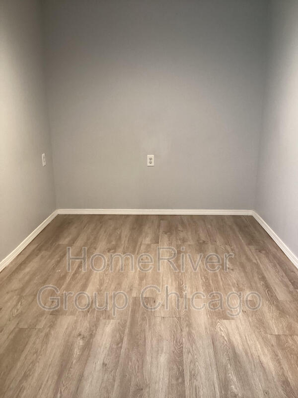 Building Photo - 14540 Loomis Ave