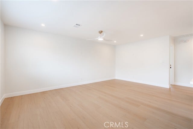 Foto del edificio - 11922 Laurel Ave
