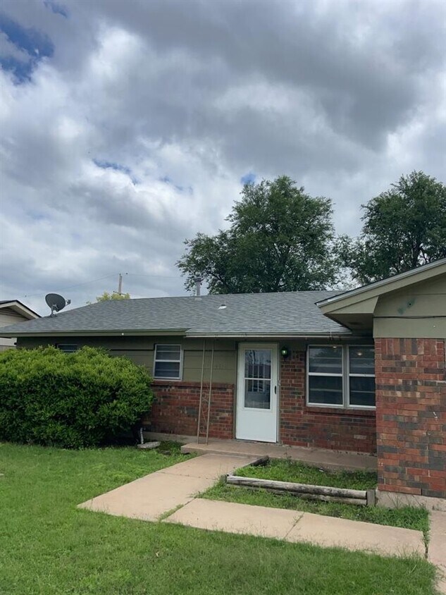 Primary Photo - 4910 NW Pollard Ave