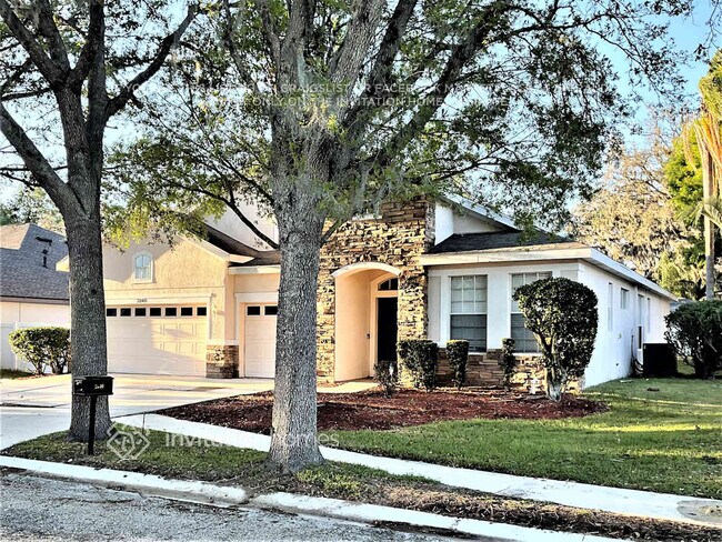 Building Photo - 2040 Wexford Green Dr