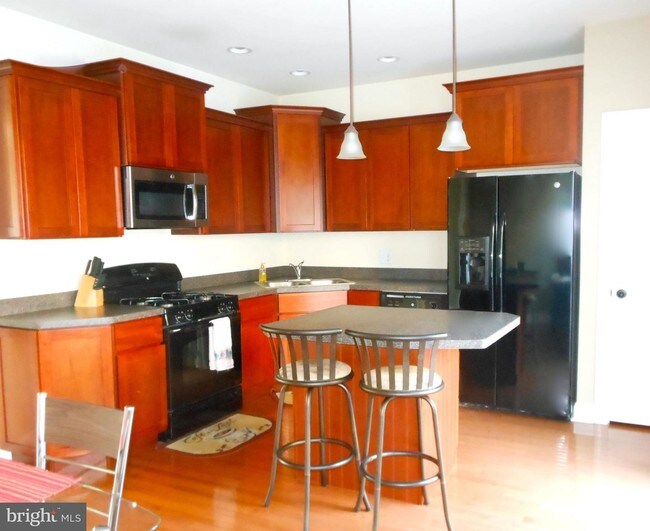 Building Photo - 36 Lukens Mill Dr