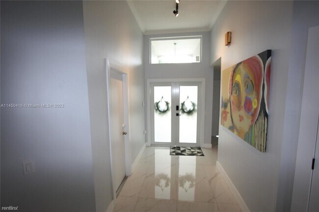 Building Photo - 3 br, 2 bath House - Vizcaya