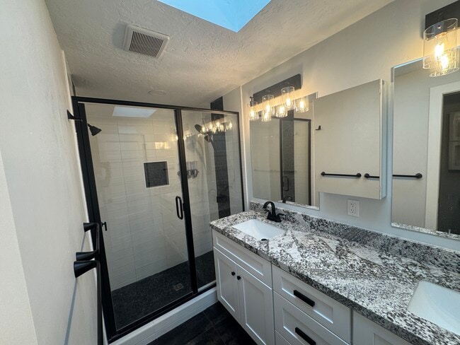 Building Photo - 7765 S 3500 E