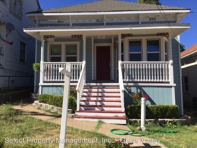 Foto principal - 3 br, 1 bath House - 416 W Main Street