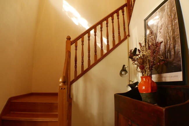 Building Photo - 3854 S Chalet Cir