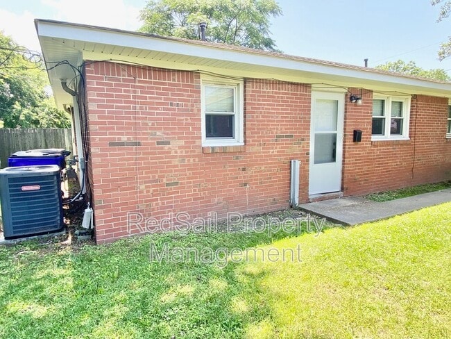Building Photo - 9220 Rippard Ave