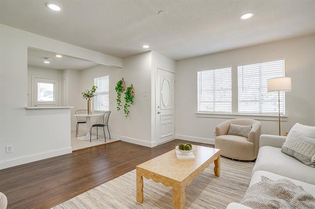 Foto del edificio - 4413 Wellesley Ave