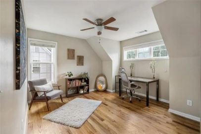 Foto del edificio - 162 Lowry St NE