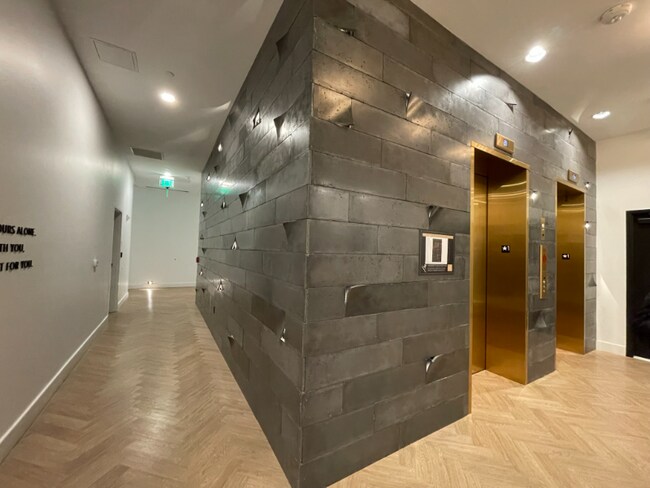 Foto del edificio - 1600 E 18th Ave