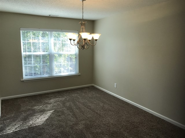 Building Photo - 205 Bayberry Lane