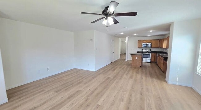 Building Photo - 1241 Kachina Ln