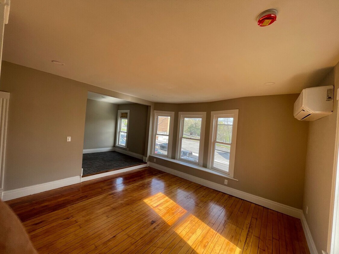 Foto del edificio - Brand New 1 Bedroom Apartment