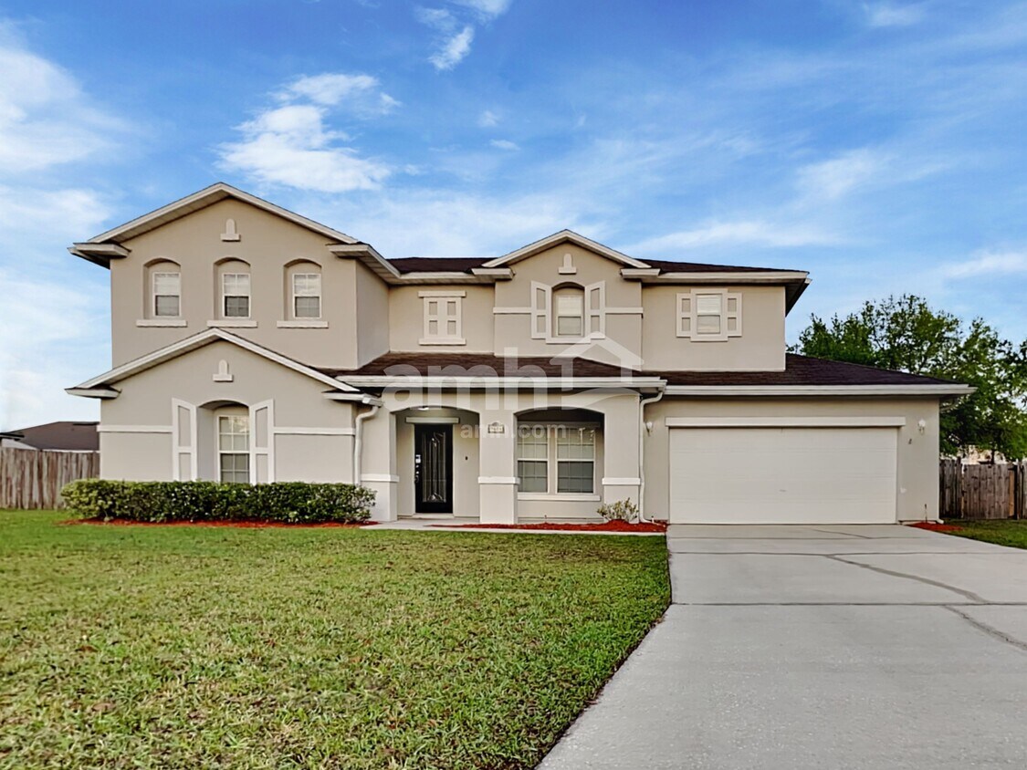 Foto principal - 9684 Hazel Lake Drive